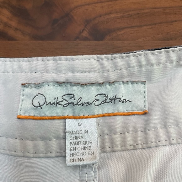 QUICKSILVER Mens Swim/board shorts. Size 38 - Picture 6 of 7